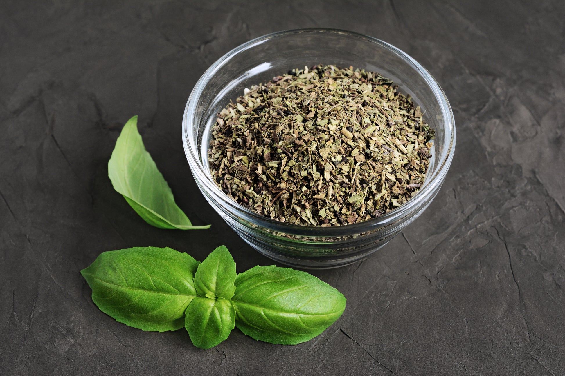 Basil, dried - Kailua Seasoning Company
