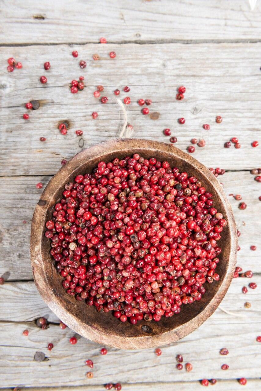 Pink Peppercorns - Kailua Seasoning Company