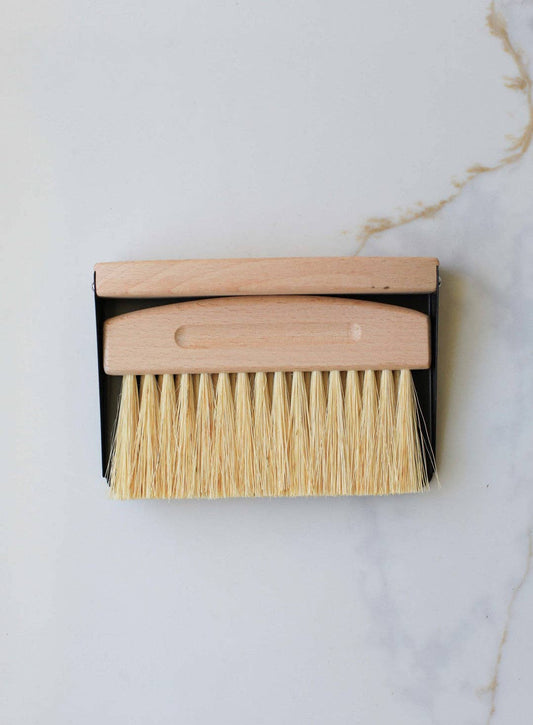 Mini Broom and Dustpan Set: Sisal - Black